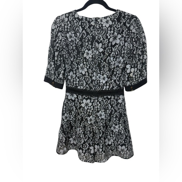 NWT Keepsake Holder Lace Playsuit Size 4 - Picture 3 of 10